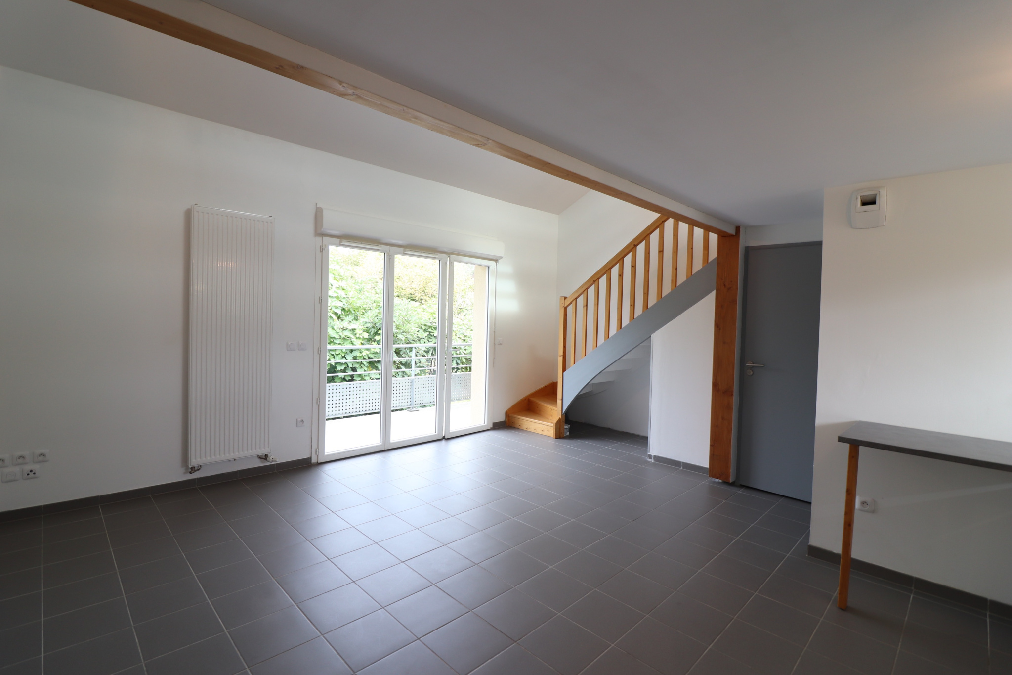 Appartement T2 en duplex à vendre à LÉOGNAN